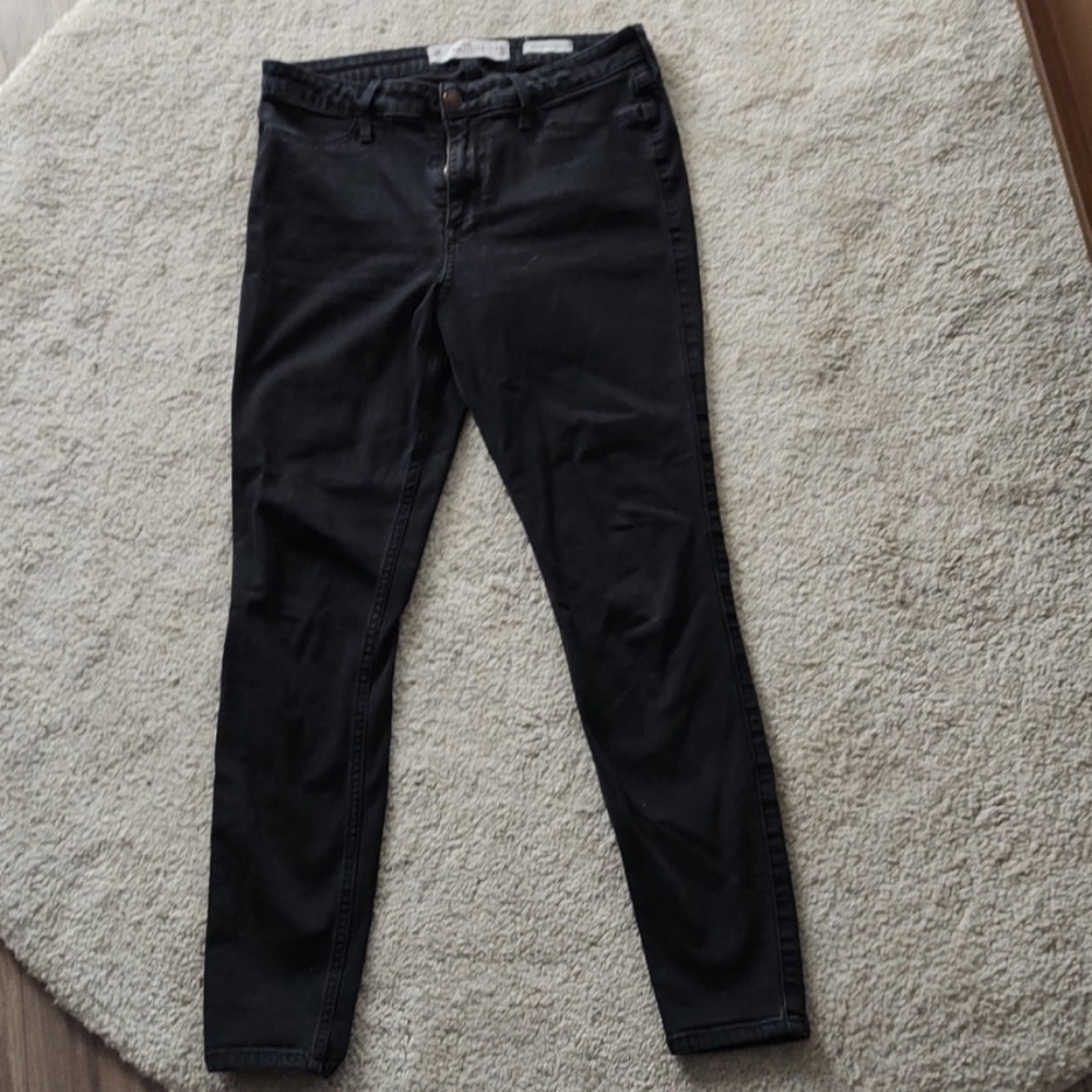 Black Hollister high rise jeggings